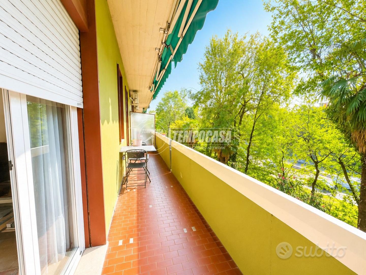 Ampio trilocale con box, cantina e doppio balcone - Vista 6