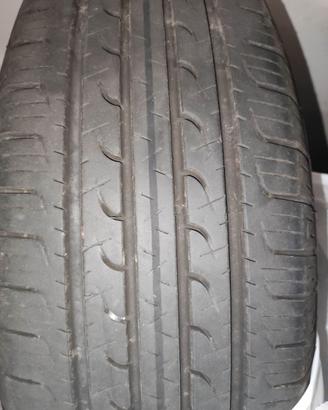 Pneumatici 215 65 R16 98H