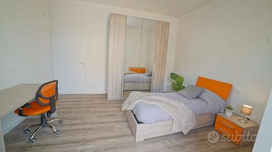 Stanza singola nel quartiere Santa Lucia