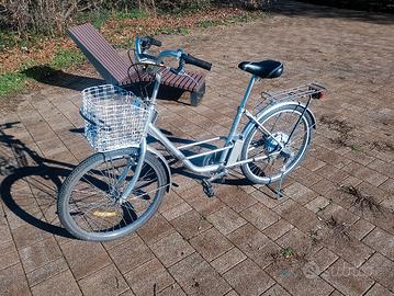 Bicicletta elettrica senza batteria.