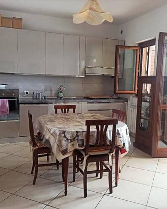 Appartamento di 70 m² con 3 locali e box auto a Fi