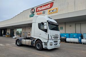 B446-Trattore stradale Iveco Stralis 440/TP
