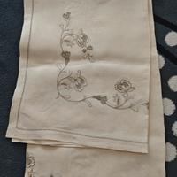 tovaglia vintage ricamata 