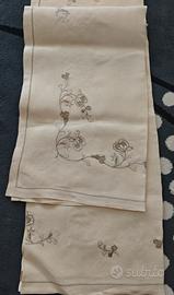 tovaglia vintage ricamata 