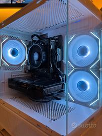 PC Gaming intero setup da gioco