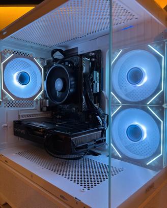 PC Gaming intero setup da gioco
