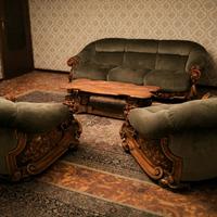 Salotto classico - divano, 2 poltrone e tavolino