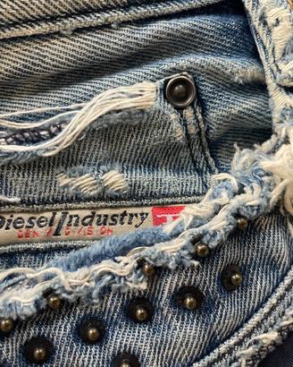 Jeans corto DIESEL Strappati Borchie Vintage Y2K