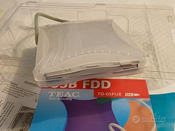 Unità Drive Floppy  USB Esterna TEAC FD-05PUB 3,5"