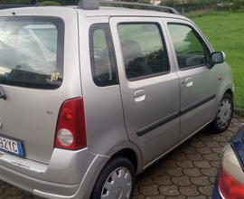 Opel Agila ben tenuta