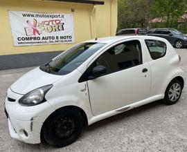 Toyota Aygo 1.0 12V VVT-i 3 porte Active Connect