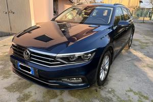 VOLKSWAGEN PASSAT 2020 1,6 -120cv dsg + gancio