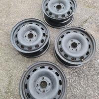 Cerchioni ferro 15 pollici 4 fori