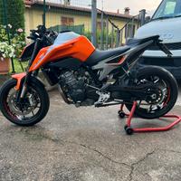 Ktm 790 duke 2018 solo 23000 km