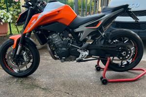 Ktm 790 duke 2018 solo 23000 km