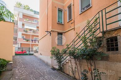 3 LOCALI A ROMA