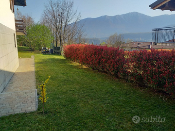 Villa indipendente con giardino