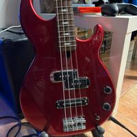 Basso Yamaha BB424