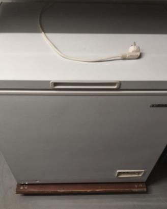 Congelatore a pozzetto Hightec NX150A+ – 150 litri
