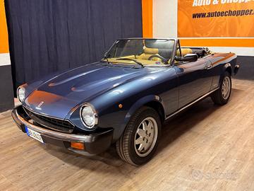 PAZZESCA FIAT 124 SPIDER EUROPA PININFARINA ISCRIT