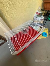Gabbia per criceti con lettiera e accessori