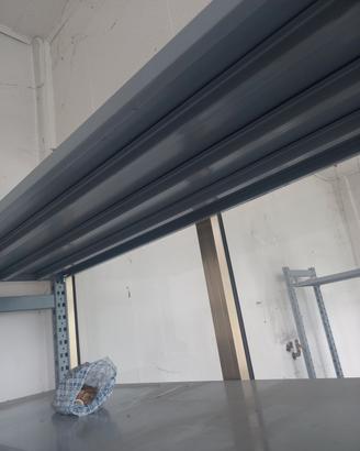 scaffale metallo