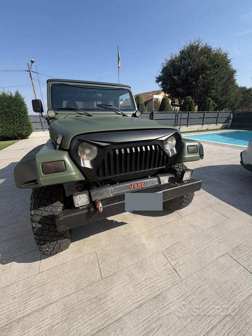 Jeep Wrangler 1ª-2ª s.