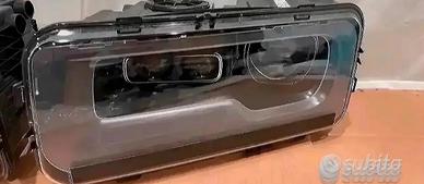 Rolls Royce Cullinan Fari Anteriori