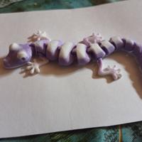 decorazioni, giochi e animali in plastica