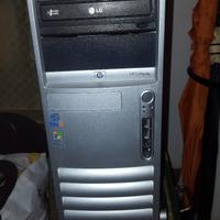 Computer hp/compaq/dell completi di monitor