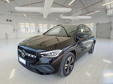 MERCEDES-BENZ GLA 250 E PLUG-IN HYBRID AUTO SPORT 