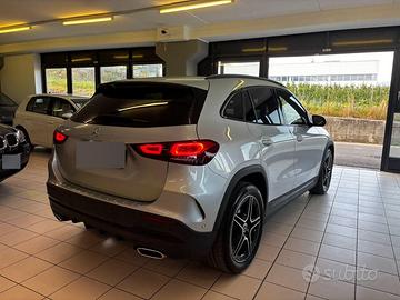 Mercedes GLA
