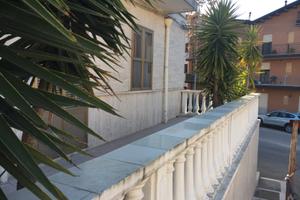 Suolo Rialzato "lastrico"edificatorio circa 200 mq