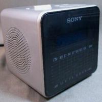 Radiosveglia sony digicube