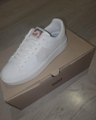 levis scarpe nuovi con scatola