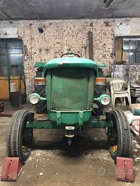 Trattore agricolo d’epoca John- Deere-Lanz 510
