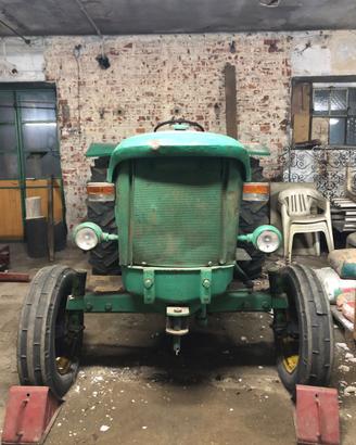 Trattore agricolo d’epoca John- Deere-Lanz 510