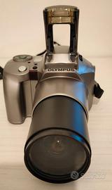 Macchina Fotografica reflex analogica Olympus IS-2