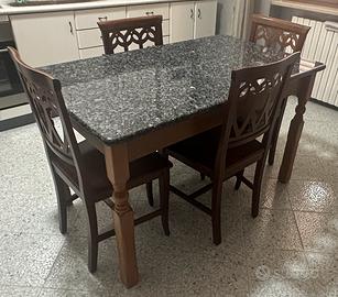 Tavolo e sedie soggiorno / cucina