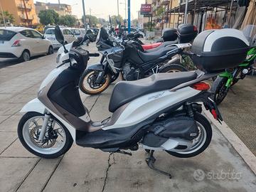 Piaggio Medley 150