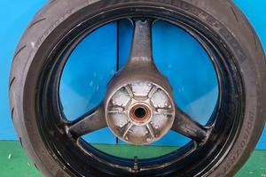 cerchio posteriore CBR1000