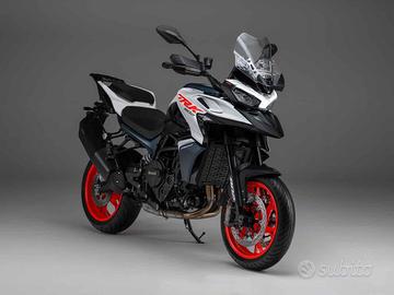 Benelli TRK 902 Stradale