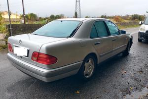 Mercedes Classe E del 1997