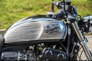 Triumph thunderbird 900 3 cilindri
