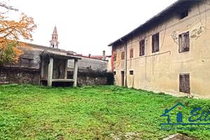RUSTICO DA RISTRUTTURARE A GORIZIA (Loc. Lucinico)