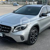 MERCEDES GLA 200 d Sport