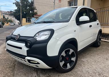 Fiat Panda 1.0 Hybrid City Cross Plus*Carplay