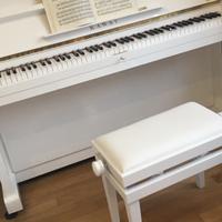 Pianoforte Kawai bianco