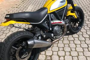 DUCATI SCRAMBLER 800 ICON