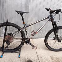 terra codadura - front enduro 